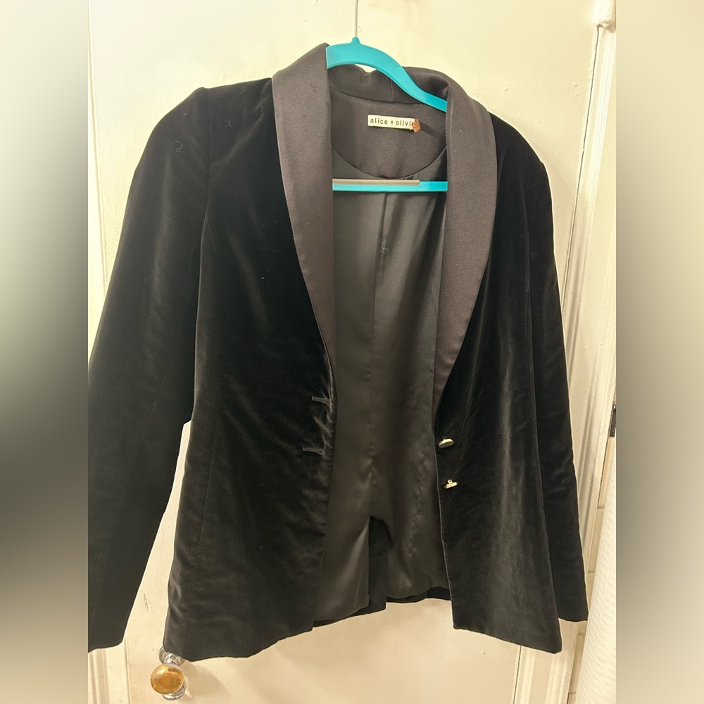 Alice + Olivia Black Velvet Blazer